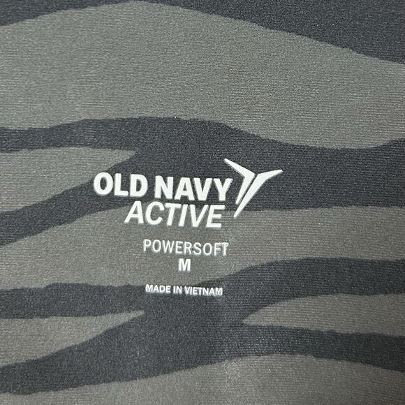 Old Navy NEW Active Powersoft Capri Leggings Women's Medium Gray Zebra Print NWT - Picture 7 of 16